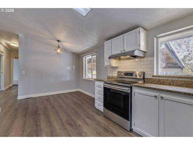 1949 Se PALMQUIST Rd 64, Gresham, OR 97080
