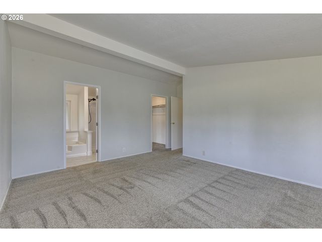 1949 Se PALMQUIST Rd 64, Gresham, OR 97080