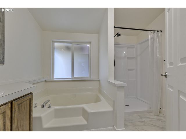 1949 Se PALMQUIST Rd 64, Gresham, OR 97080