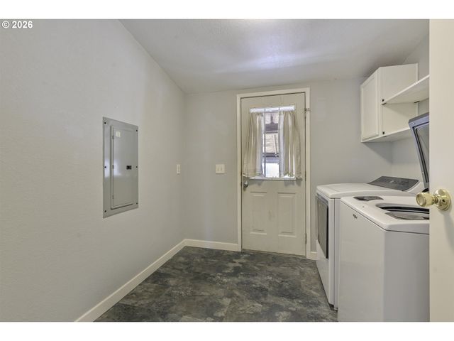 1949 Se PALMQUIST Rd 64, Gresham, OR 97080
