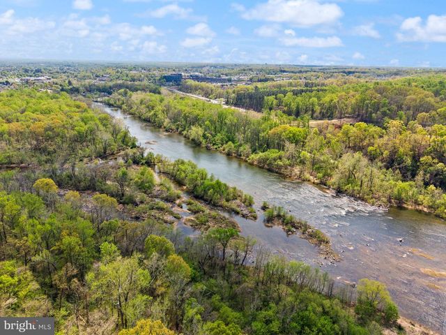 104 BLAISDELL LN, Fredericksburg, VA 22405