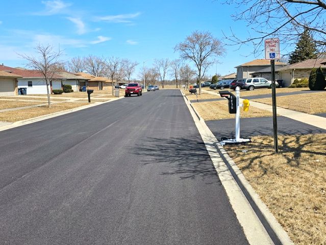 4050 Russet Way, Country Club Hills, IL 60478