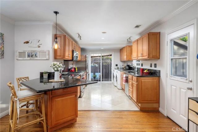 314 Saint Joseph, Long Beach, CA 90814