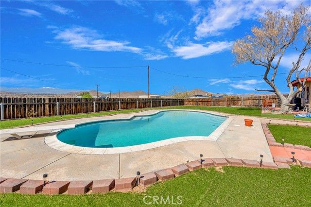 22677 Dexter, Apple Valley, CA 92307