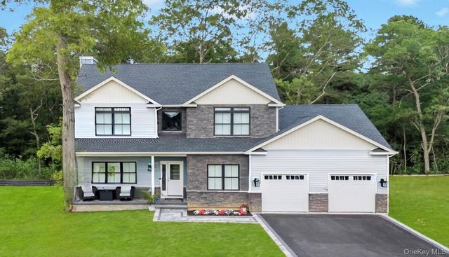 Lot 2 Cardinal Court, Ridge, NY 11961