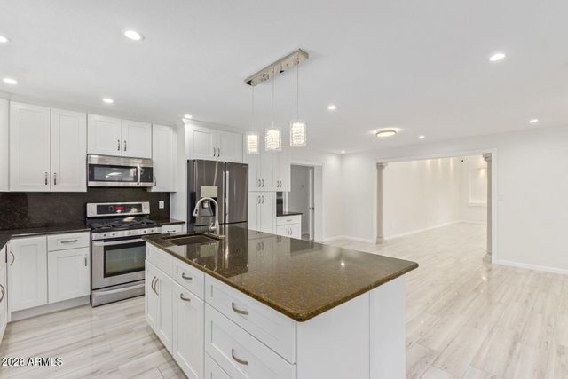 1212 E Mclellan Boulevard, Phoenix, AZ 85014