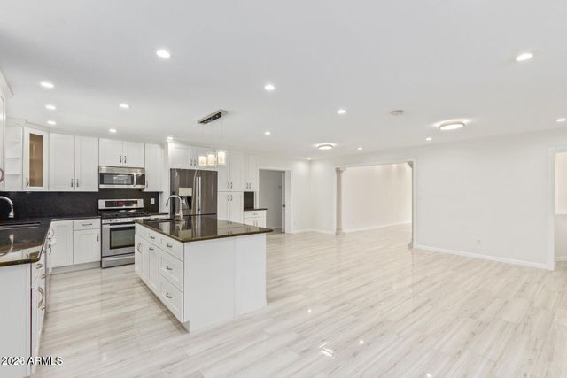 1212 E Mclellan Boulevard, Phoenix, AZ 85014