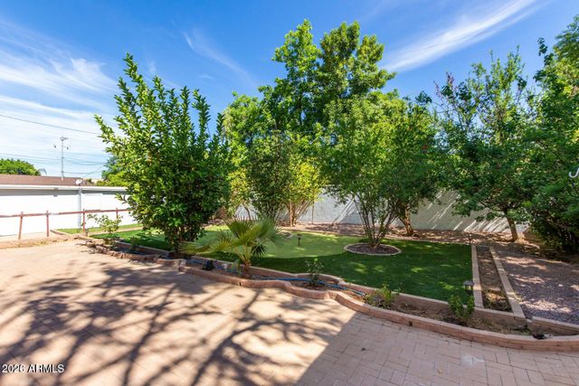 1212 E Mclellan Boulevard, Phoenix, AZ 85014
