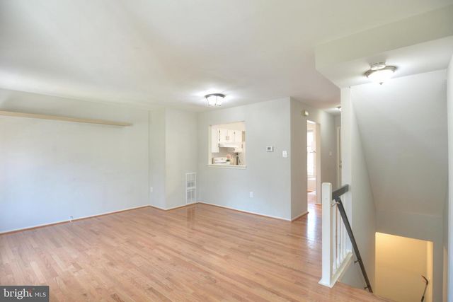 3 BIRDSEYE CT, Germantown, MD 20874