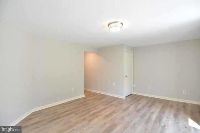 3 BIRDSEYE CT, Germantown, MD 20874
