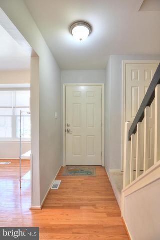 3 BIRDSEYE CT, Germantown, MD 20874