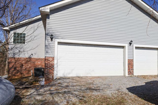 1335 Bumpus Mills Rd, Dover, TN 37058