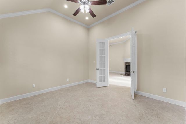 8 S Elderberry Trail, Montgomery, TX 77316