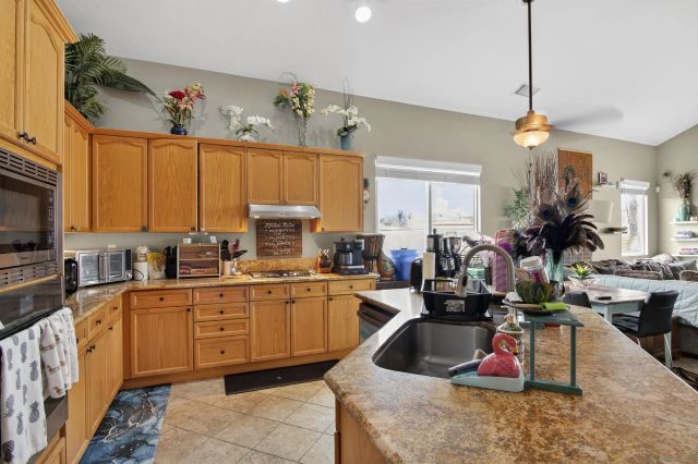 41245 Breckin, Murrieta, CA 92562