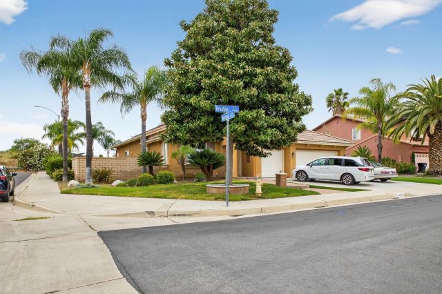 41245 Breckin, Murrieta, CA 92562