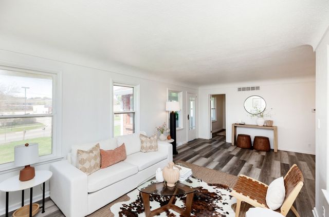 3141 SE 22nd Street, Des Moines, IA 50320