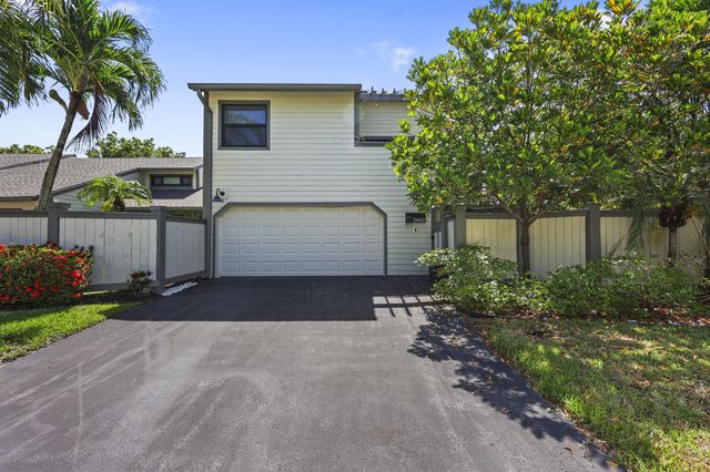 13400 Bedford Mews Court, Wellington, FL 33414
