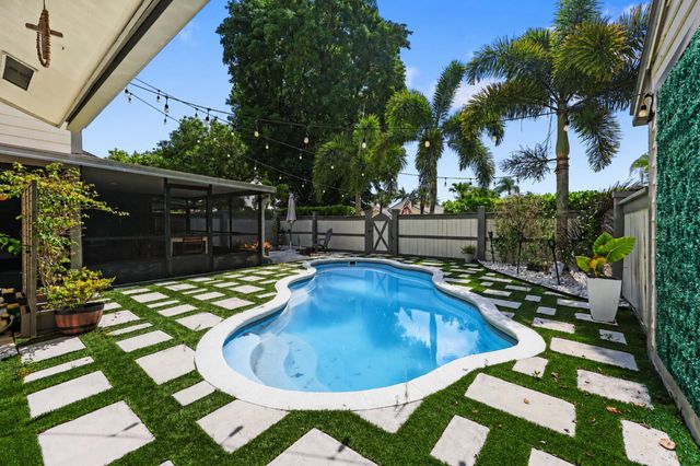 13400 Bedford Mews Court, Wellington, FL 33414