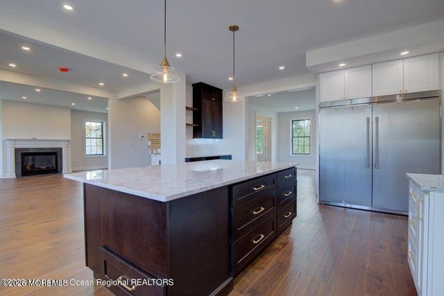 3 Blue Marl Lane, Marlboro, NJ 07746