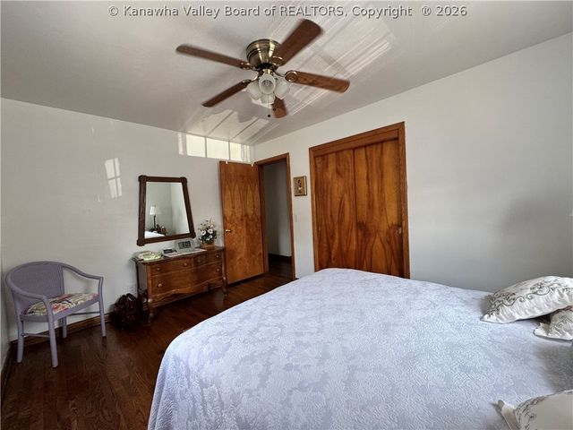 2609 Washington Avenue, St Albans, WV 25177