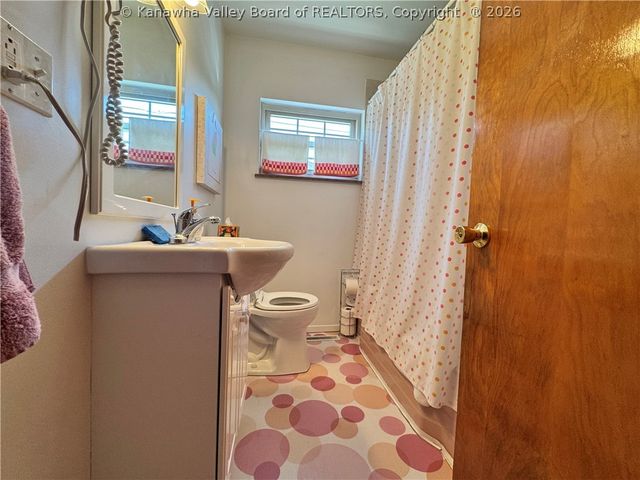 2609 Washington Avenue, St Albans, WV 25177