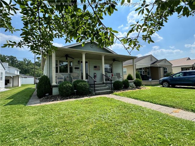 2609 Washington Avenue, St Albans, WV 25177