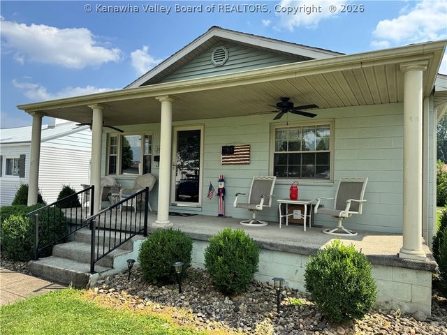 2609 Washington Avenue, St Albans, WV 25177