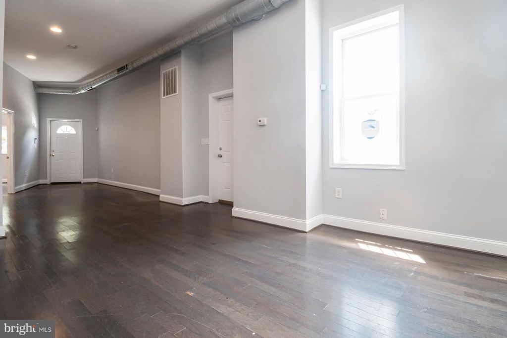 Image 5 of property listing at 1210 WELDON AVE, Baltimore, MD 21211