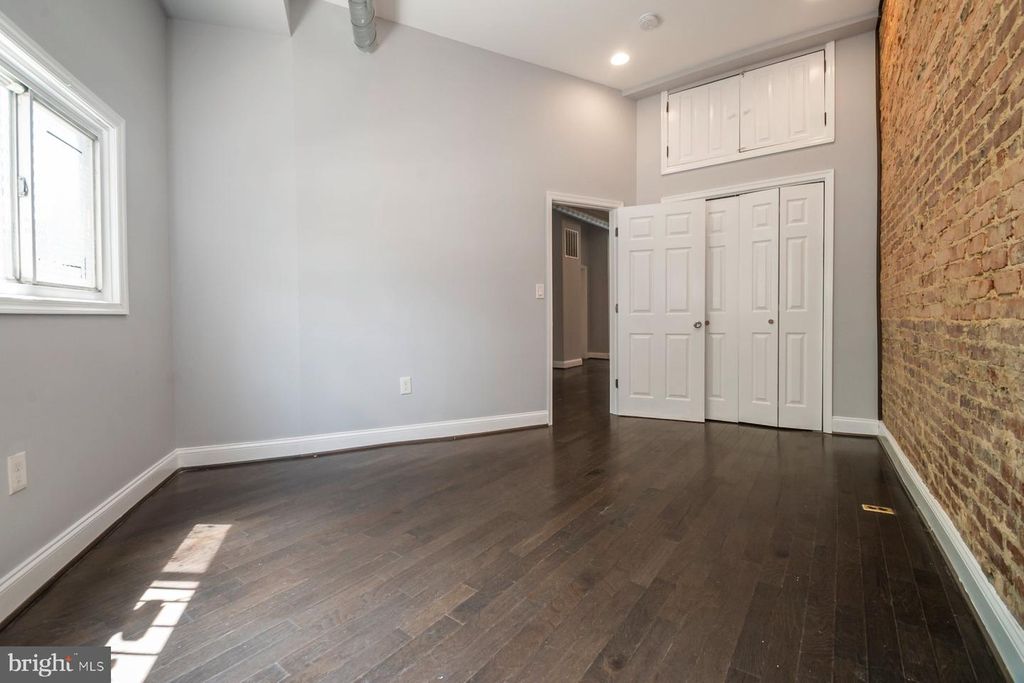 Image 7 of property listing at 1210 WELDON AVE, Baltimore, MD 21211
