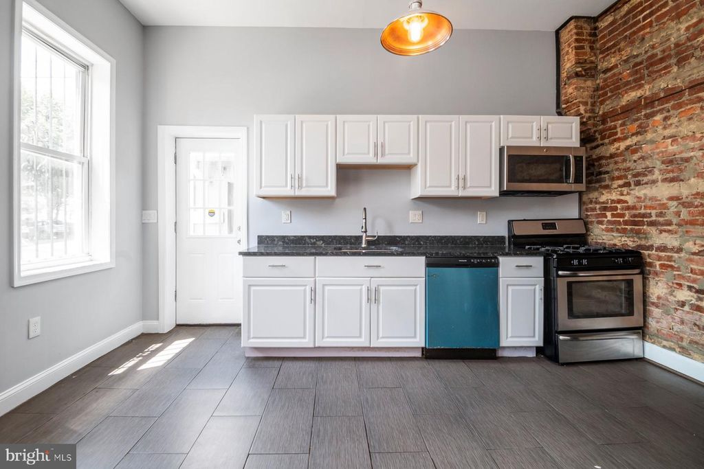 Image 9 of property listing at 1210 WELDON AVE, Baltimore, MD 21211