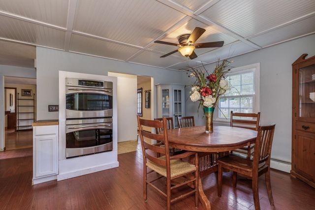 17 Reeds Ferry Way, Merrimack, NH 03054