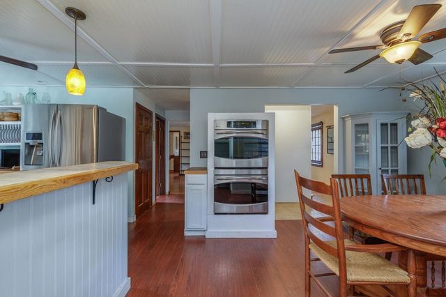 17 Reeds Ferry Way, Merrimack, NH 03054