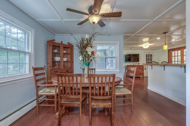 17 Reeds Ferry Way, Merrimack, NH 03054