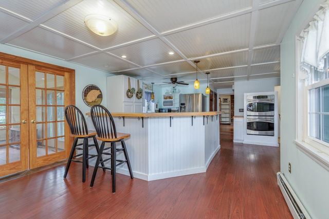 17 Reeds Ferry Way, Merrimack, NH 03054