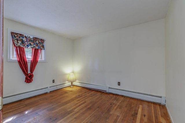 17 Reeds Ferry Way, Merrimack, NH 03054