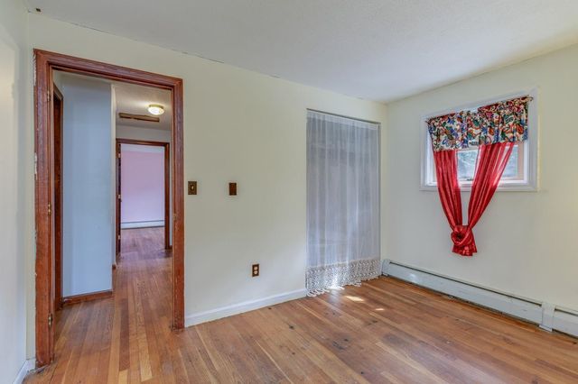 17 Reeds Ferry Way, Merrimack, NH 03054