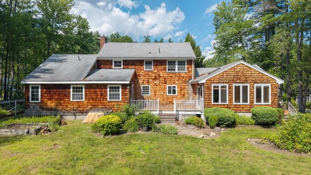17 Reeds Ferry Way, Merrimack, NH 03054