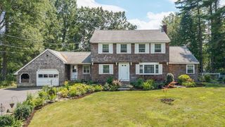17 Reeds Ferry Way, Merrimack, NH 03054