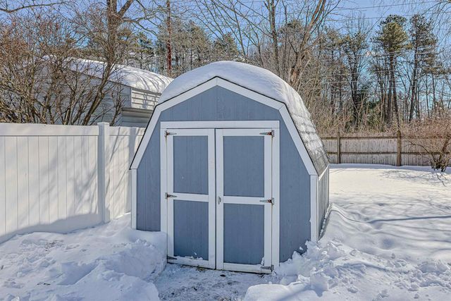 141 Donahue Drive, Manchester, NH 03103