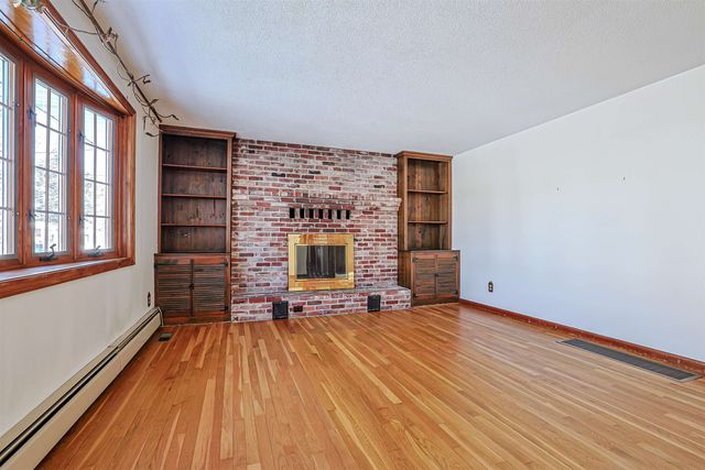 141 Donahue Drive, Manchester, NH 03103