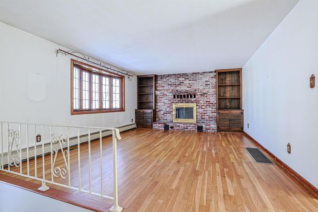 141 Donahue Drive, Manchester, NH 03103