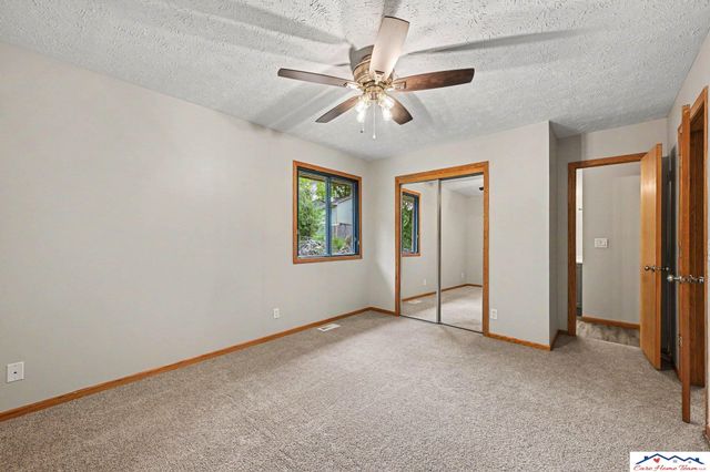 7714 Braun Avenue, La Vista, NE 68128