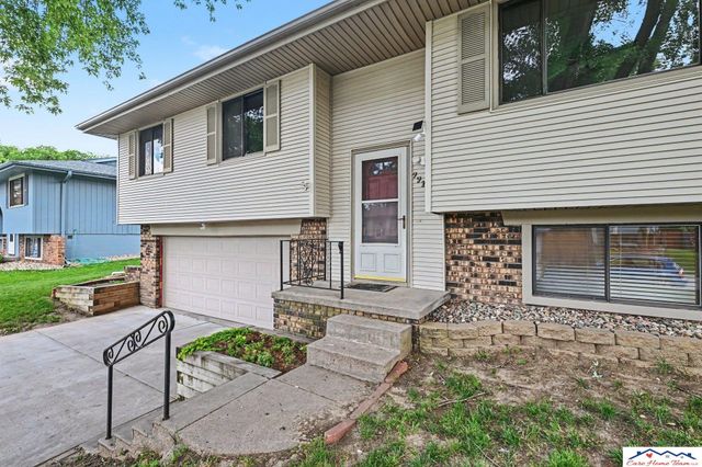 7714 Braun Avenue, La Vista, NE 68128