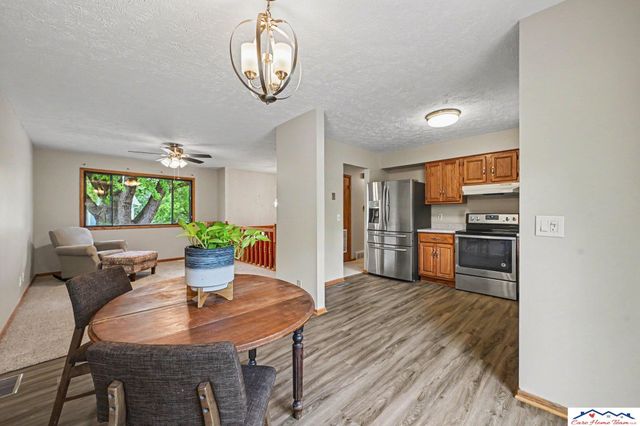 7714 Braun Avenue, La Vista, NE 68128