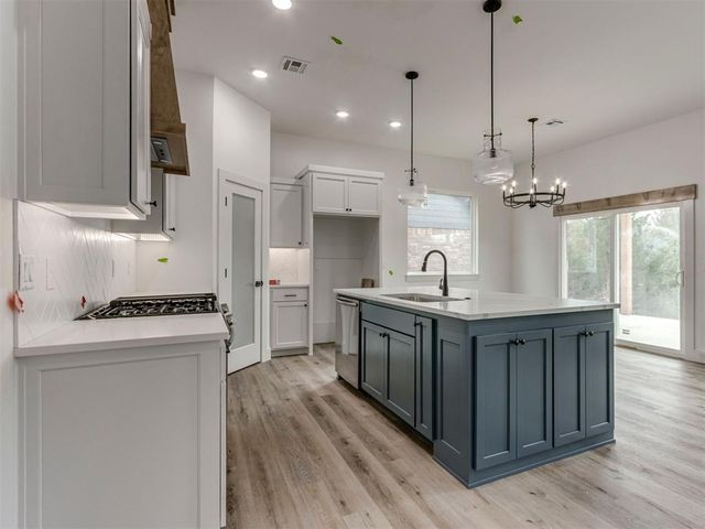 5808 NW 154th Terrace, Edmond, OK 73013