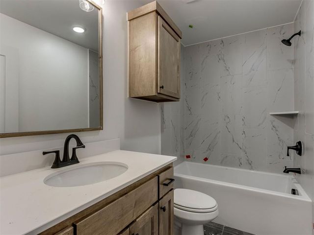 5808 NW 154th Terrace, Edmond, OK 73013