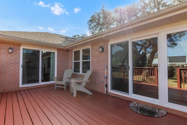 7734 Ramona Drive, Navarre, FL 32566