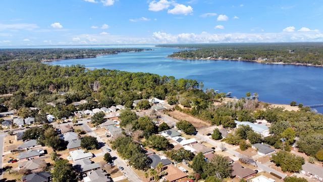 7734 Ramona Drive, Navarre, FL 32566