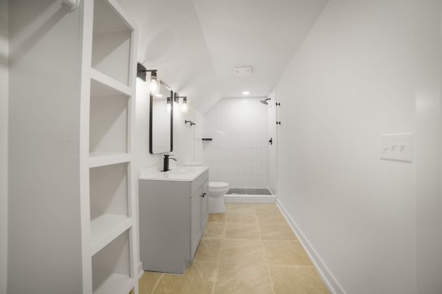 110 Spring Creek Rd, Estill Springs, TN 37330