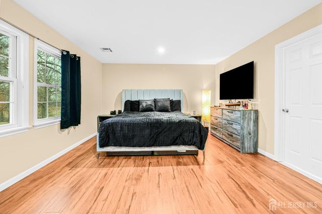 13 E Church E Street, Jamesburg, NJ 08831